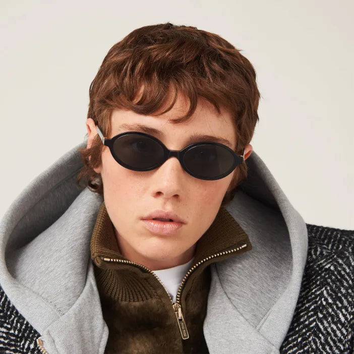 Lunettes de Soleil Ovales Noires